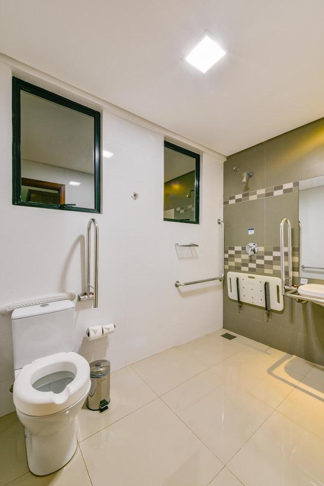 Plaza Inn Breeze Aeroporto Goiania Exterior photo
